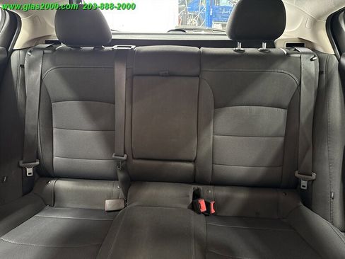 Used 2018 Chevrolet Cruze LT image 24