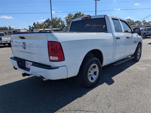 Used 2018 RAM 1500 Express image 4