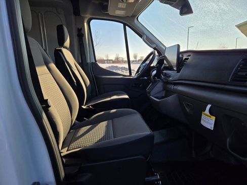 New 2026 Ford Transit 250 148 Medium Roof RWD image 6