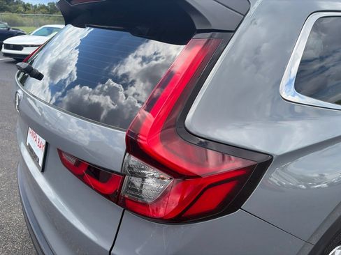 Used 2023 Honda CR-V LX image 53