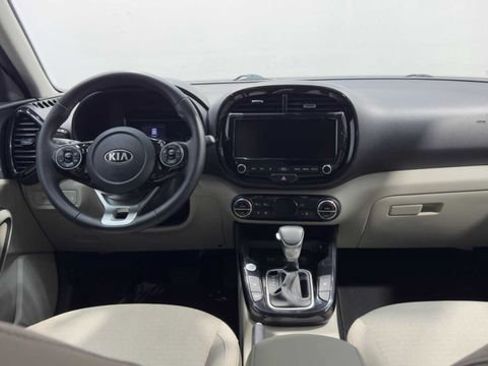 Used 2021 Kia Soul EX FWD image 17