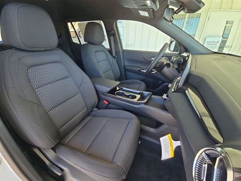 New 2025 Chevrolet Equinox LT image 27