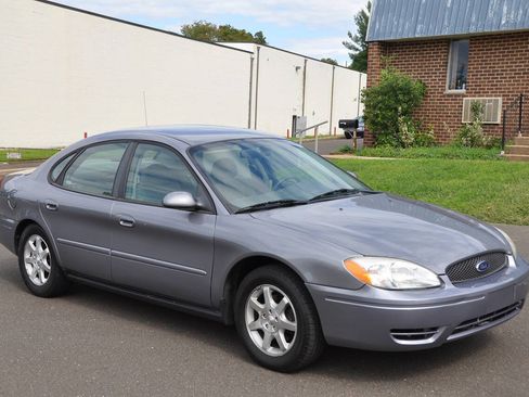 Used 2006 Ford Taurus SEL FWD image 4