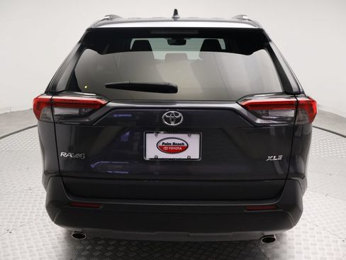 Used 2025 Toyota RAV4 XLE w/ Convenience Package FWD image 10