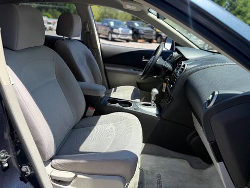 Used 2013 Nissan Rogue S w/ Special Edition Pkg FWD image 9
