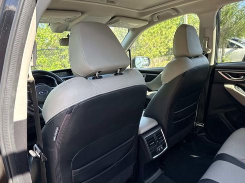 Used 2019 Subaru Forester Limited AWD/4WD image 14
