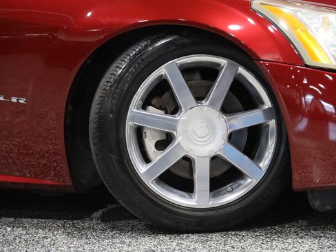 Used 2006 Cadillac XLR image 4