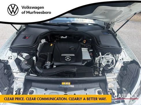 Used 2018 Mercedes-Benz GLC 300 4MATIC w/ Premium Package image 12