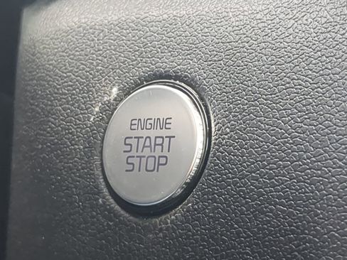 Used 2023 Kia Sorento S w/ Panoramic Sunroof Package image 23