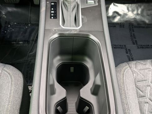 New 2026 Nissan Kicks SV image 13