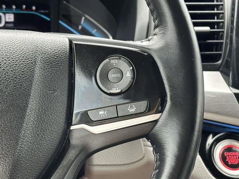 Used 2023 Honda Odyssey Touring image 22