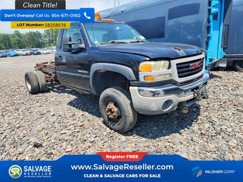 Used 2004 GMC Sierra 3500 W/T RWD image 5