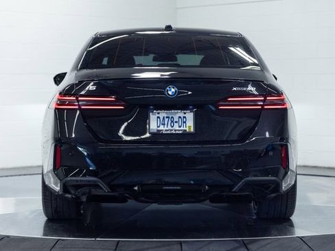 Used 2026 BMW i5 eDrive40 w/ M Sport Package AWD/4WD image 7