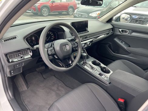 Used 2023 Honda Civic LX image 9