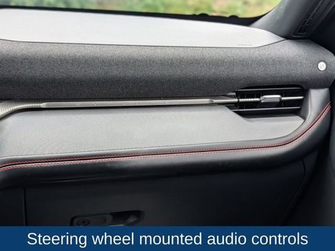 Used 2025 Ford Explorer ST-Line AWD/4WD image 16