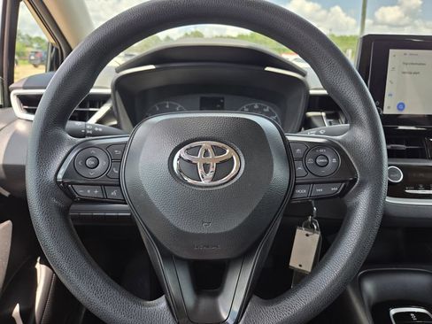 Used 2024 Toyota Corolla LE FWD image 20