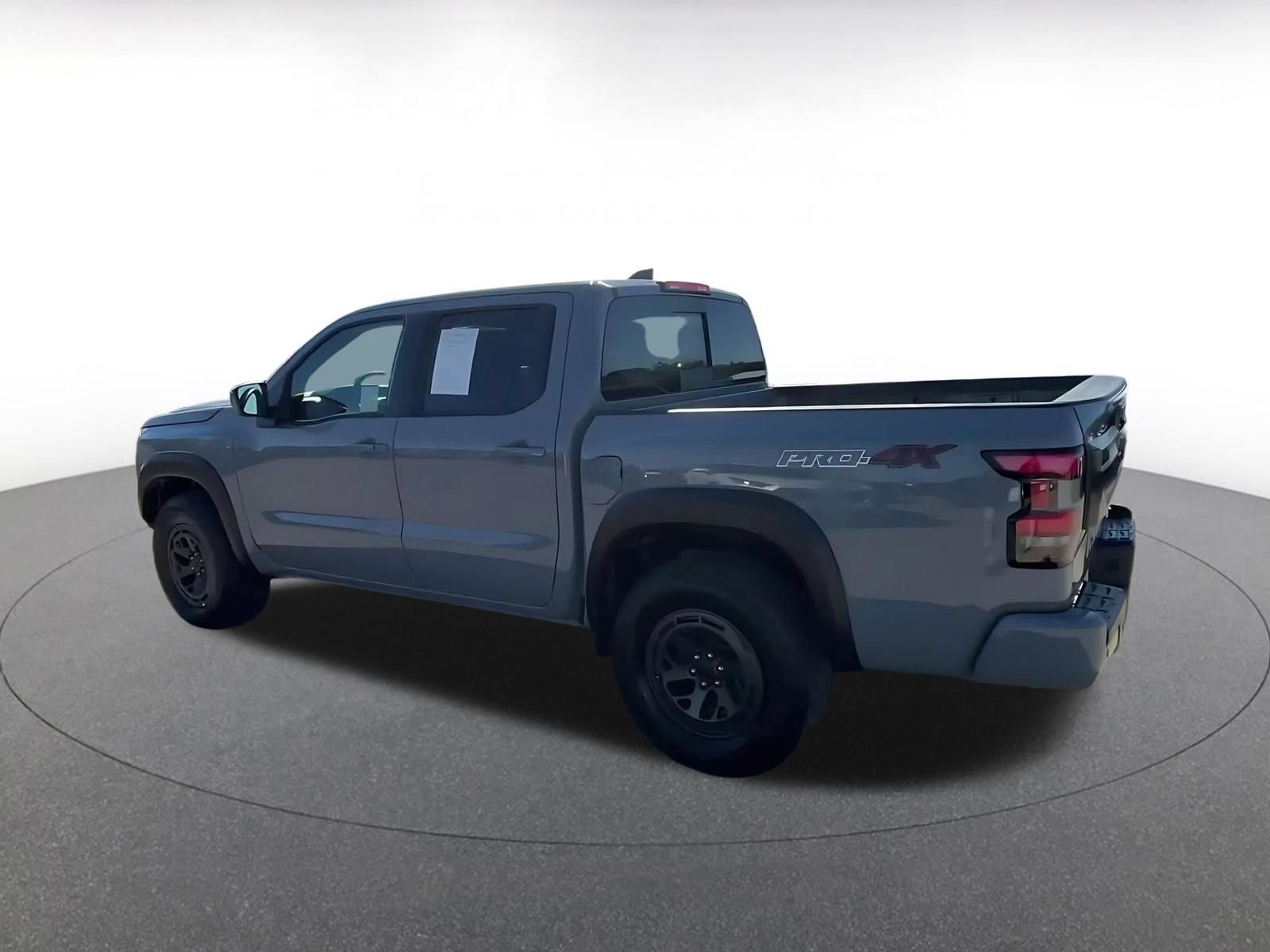 Used 2026 Nissan Frontier PRO-4X AWD/4WD image 9