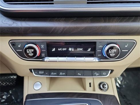 Used 2020 Audi Q5 2.0T Premium Plus w/ Premium Plus Package image 19