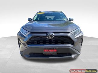 Used 2019 Toyota RAV4 XLE w/ Convenience Package AWD/4WD video 2