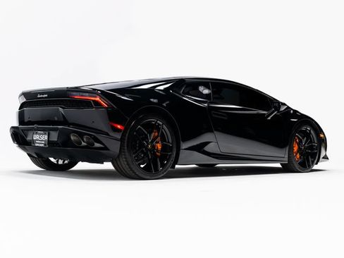 Used 2018 Lamborghini Huracan LP 610-4 AWD/4WD image 5