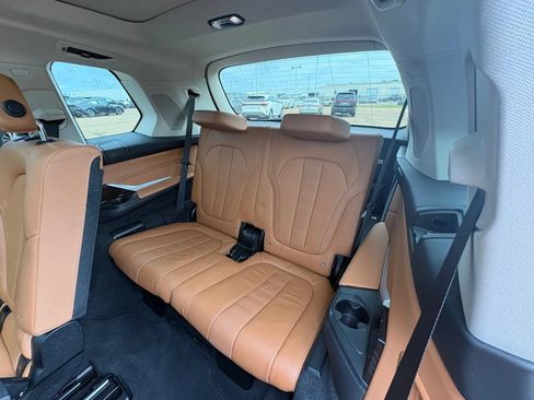 Used 2021 BMW X7 xDrive40i AWD/4WD image 19