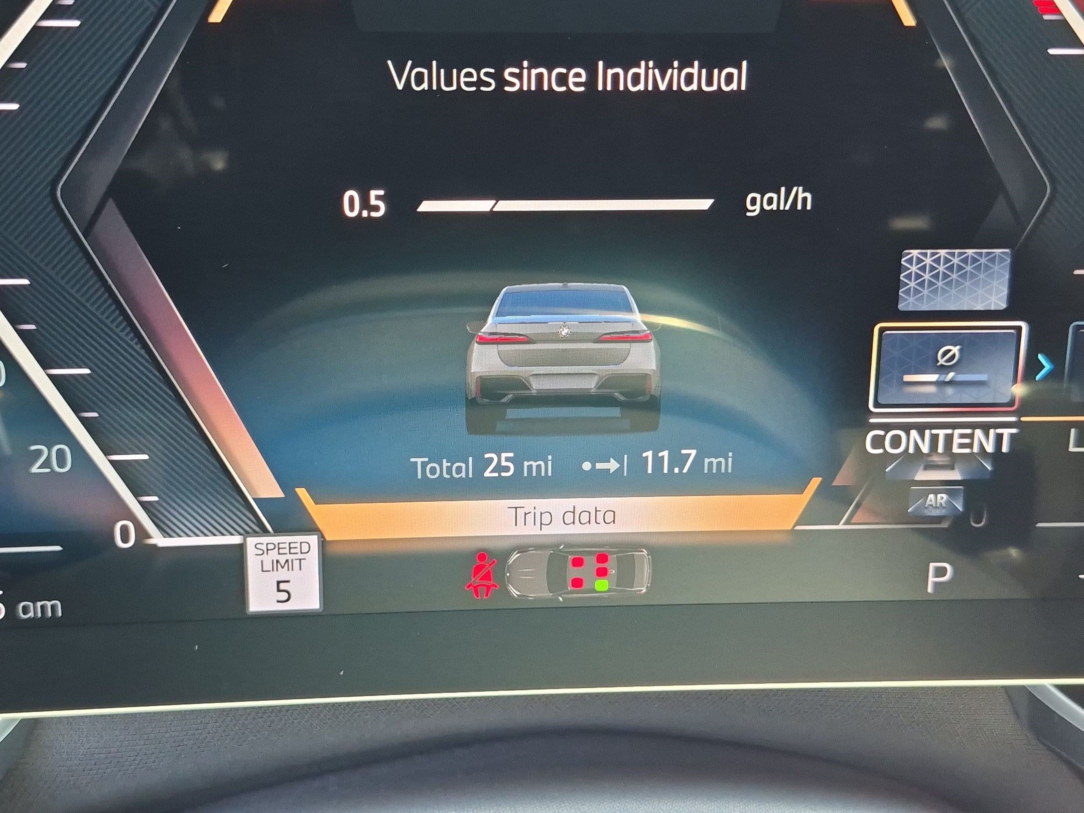 New 2026 BMW 740i w/ Premium Package RWD image 22