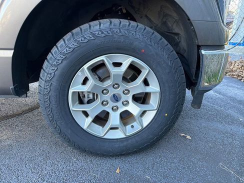 Used 2023 Ford F150 XLT image 30