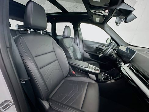 Used 2025 BMW X1 xDrive28i image 31