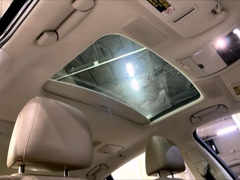 Used 2019 Lexus LS 500 AWD image 11