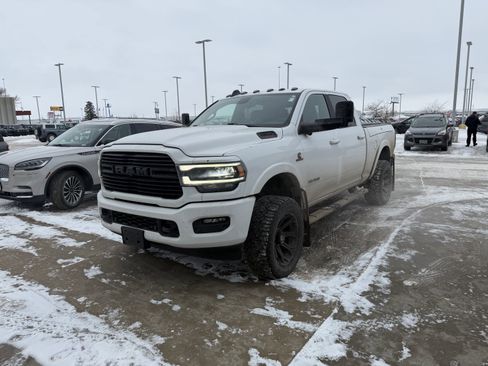 Used 2021 RAM 2500 Laramie w/ Night Edition image 2