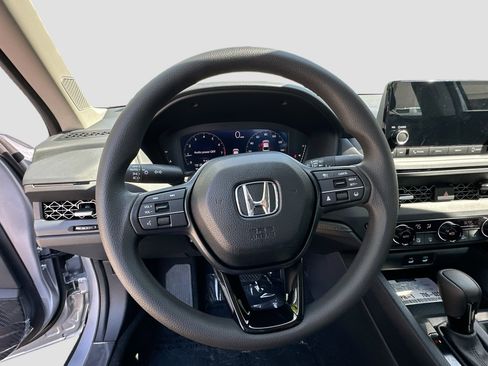 New 2025 Honda Accord SE image 8