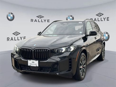 Certified 2024 BMW X5 xDrive40i w/ M Sport Package image 3