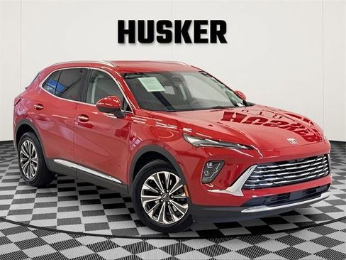 Used 2025 Buick Envision Preferred image 1