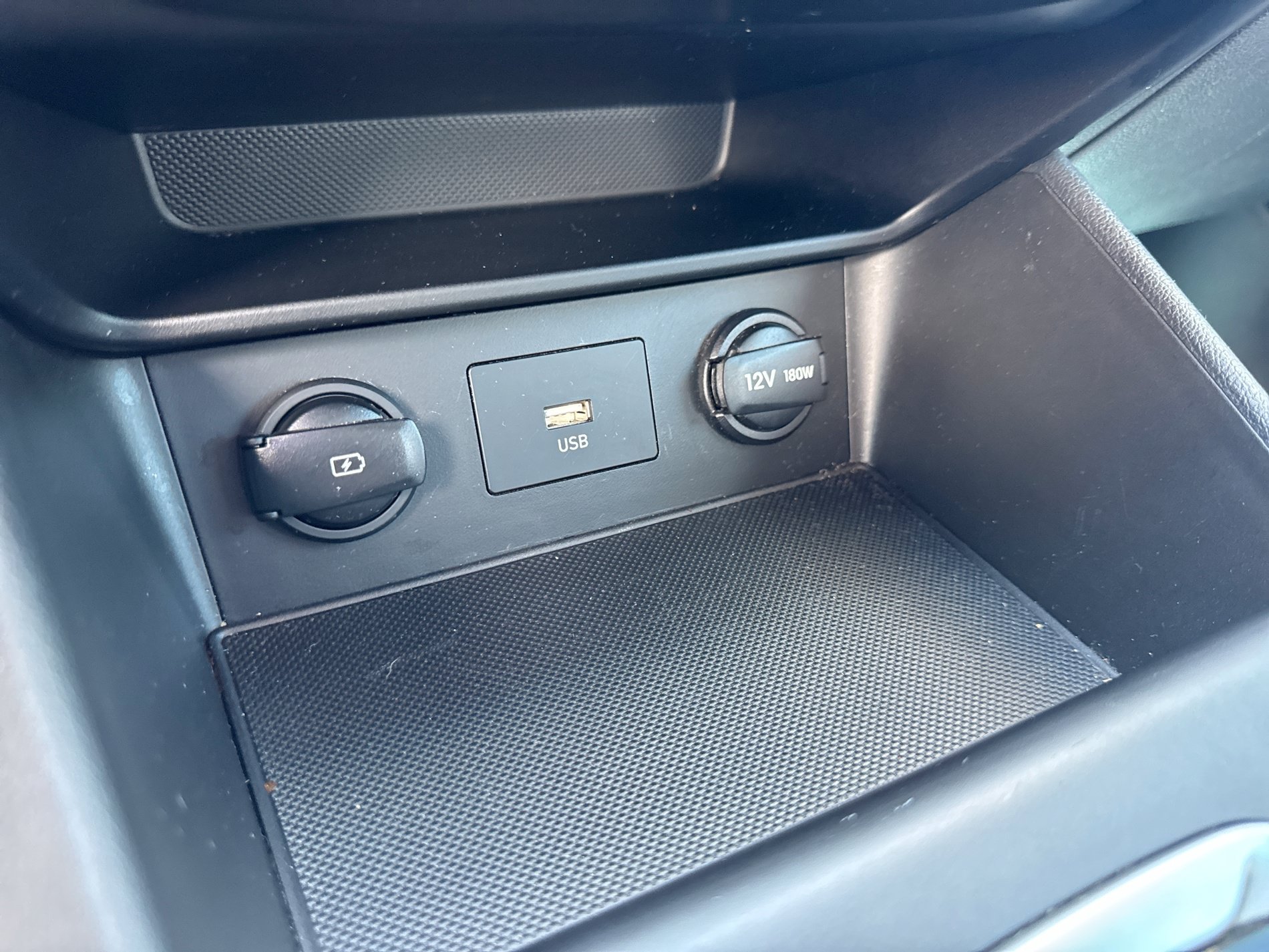 Used 2023 Hyundai Kona SEL w/ Cargo Package FWD image 21