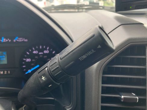 Used 2019 Ford F550 4x4 Regular Cab Super Duty image 21
