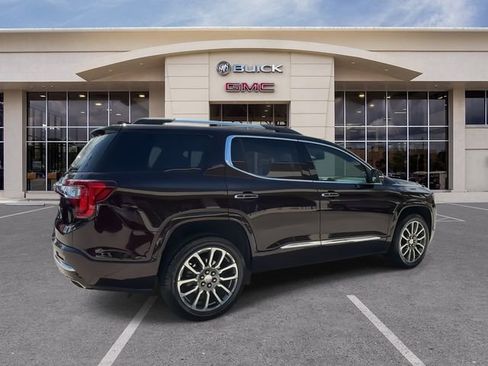 Used 2021 GMC Acadia Denali w/ Denali Technology Package FWD image 14