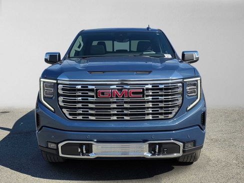 Certified 2026 GMC Sierra 1500 Denali w/ Denali Reserve Package AWD/4WD image 8