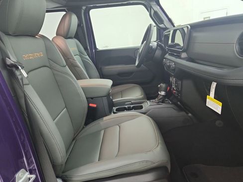 New 2026 Jeep Gladiator Mojave image 33