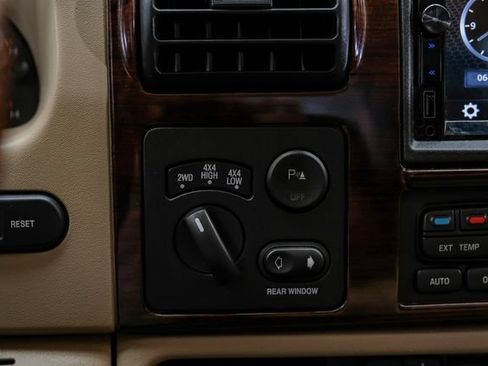 Used 2005 Ford F350 King Ranch AWD/4WD image 26