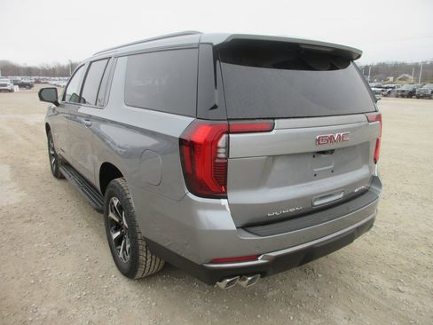 New 2026 GMC Yukon XL AT4 w/ Premium Trailering Package image 7