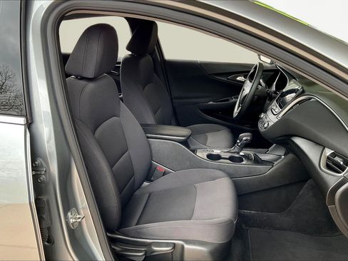 Used 2024 Chevrolet Malibu LT FWD image 28