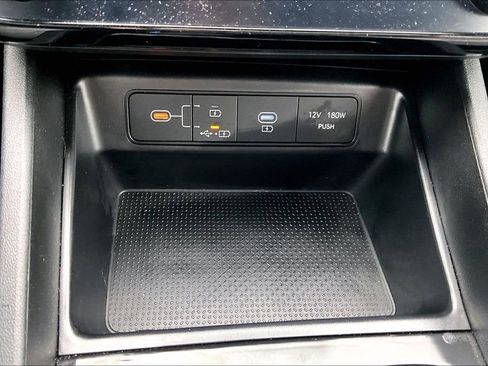 Certified 2025 Hyundai Santa Cruz SEL image 33