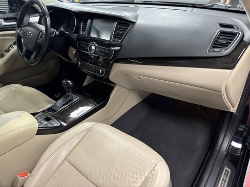 Used 2015 Kia Cadenza Premium w/ Technology Package image 13