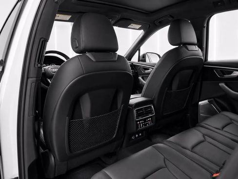 Used 2021 Audi Q7 2.0T Premium Plus w/ Executive Package AWD/4WD image 14