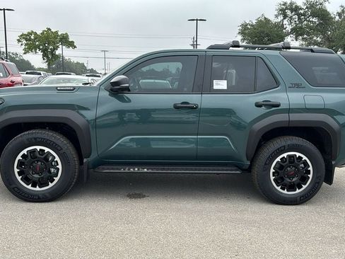 New 2026 Toyota 4Runner TRD Off-Road Premium AWD/4WD image 4
