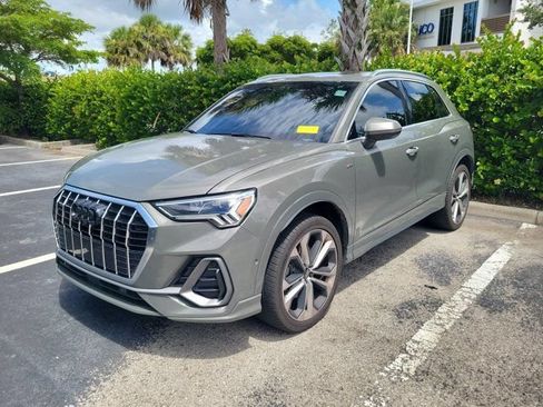 Used 2020 Audi Q3 2.0T Prestige w/ Prestige Package AWD/4WD image 2