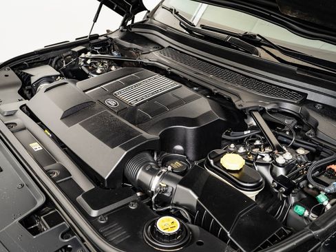 Used 2015 Land Rover Range Rover Sport Supercharged image 36