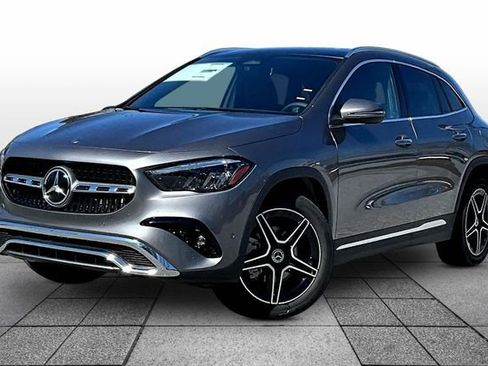 New 2026 Mercedes-Benz GLA 250 4MATIC image 2