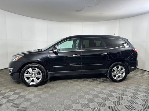 Used 2017 Chevrolet Traverse Premier FWD image 12