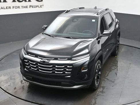 New 2026 Chevrolet Equinox LT w/ Convenience Package II image 24
